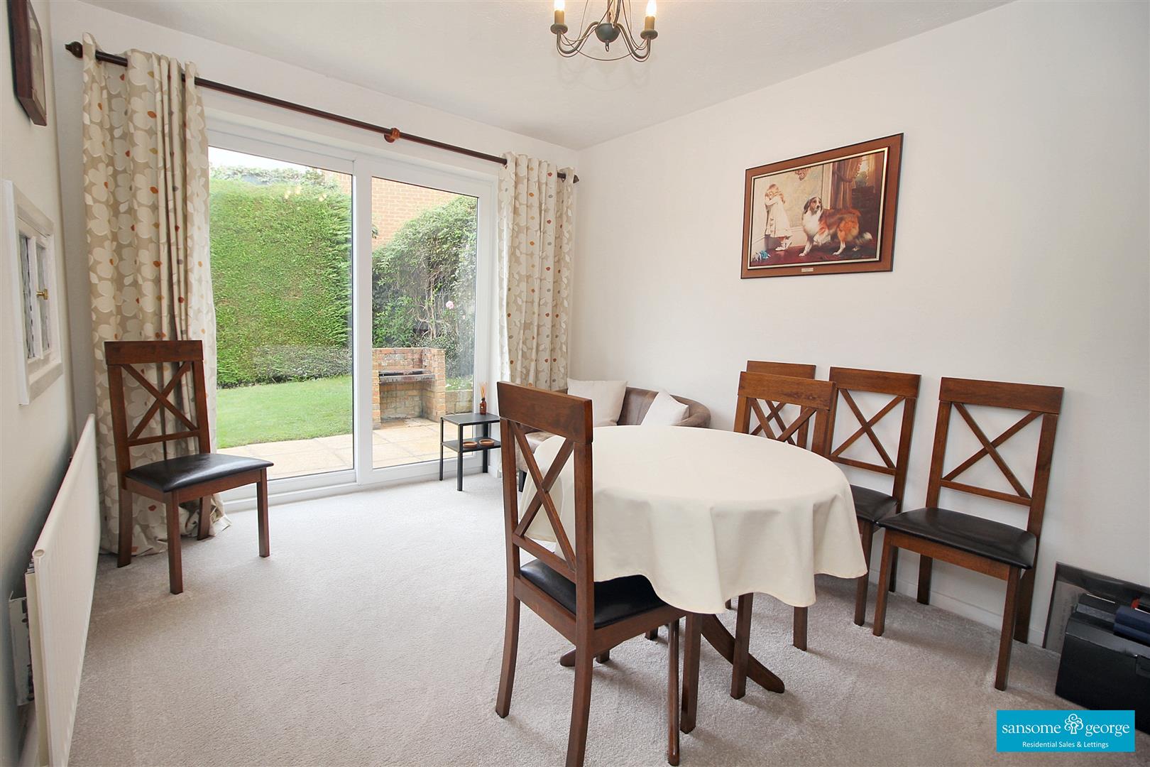 Treeton Close, Lower Earley
